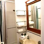 Very Quiet House With Shared Swimming Pool Hébergement de vacances *