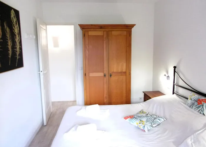 Feriehus Very Quiet House With Shared Swimming Pool